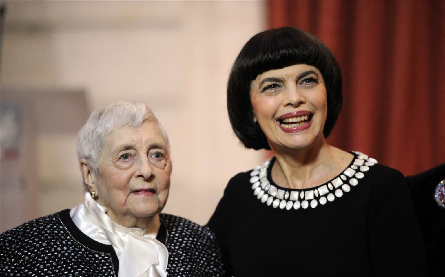 Mireille Mathieu Partnerin – Wahrheit über ihr Liebesleben und Beziehungen mireille mathieu partnerin