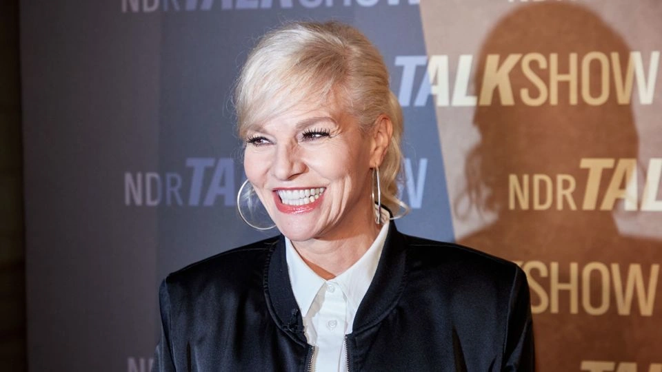 Ina Müller Schlaganfall – Gerüchte, Fakten und die Wahrheit über ihren Gesundheitszustand ina müller schlaganfall